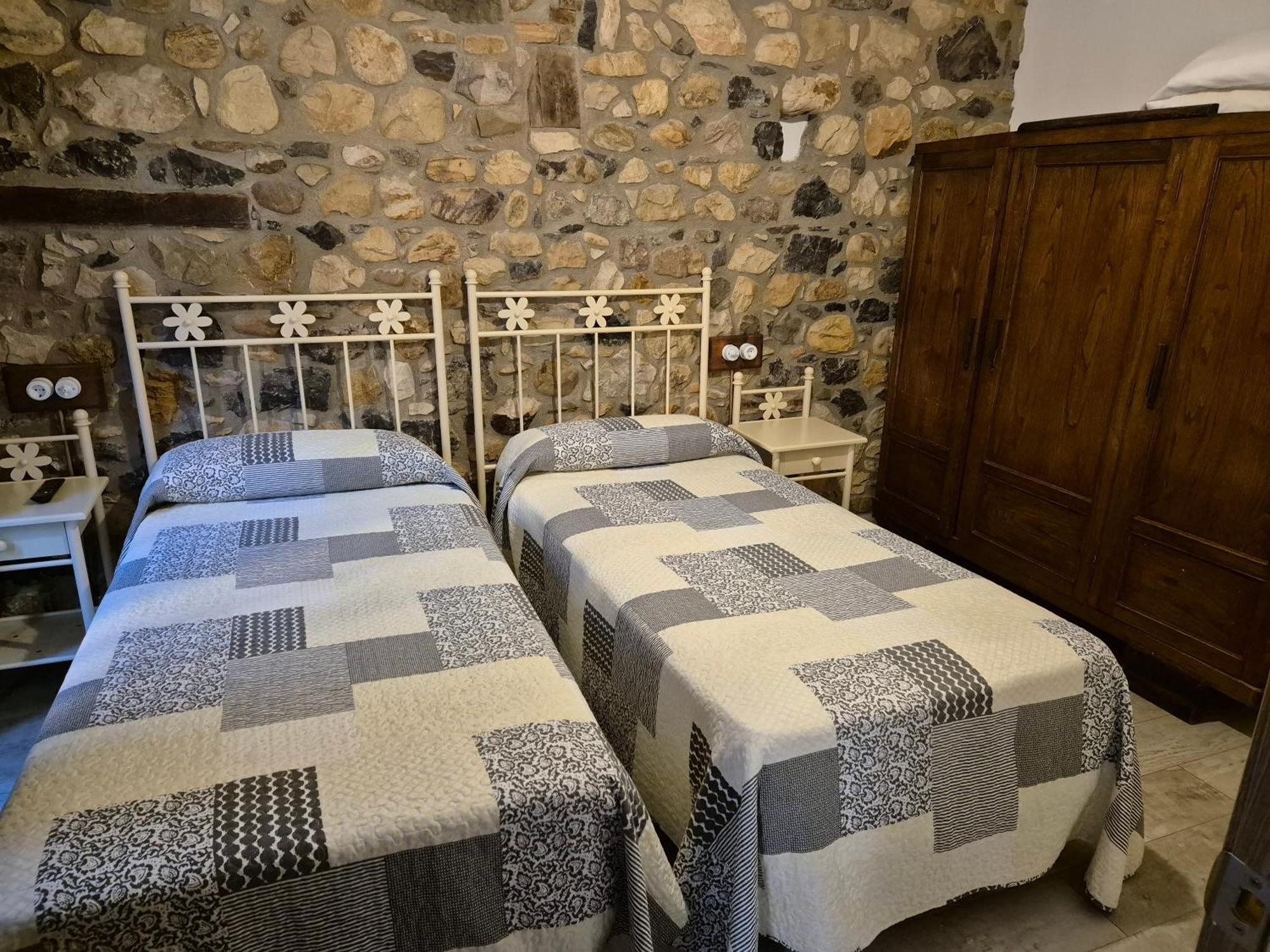 Pension San Pelayo 10 Onís Eksteriør billede
